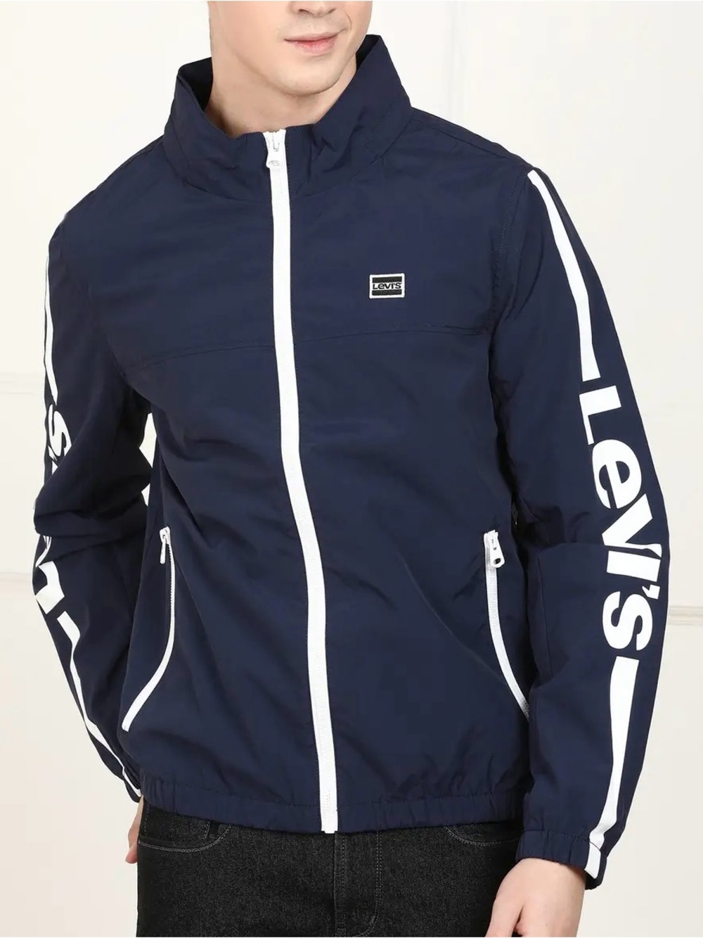 Levi’s Navy Blue Hooded Sleeve Logo Windbreaker Men’s Large